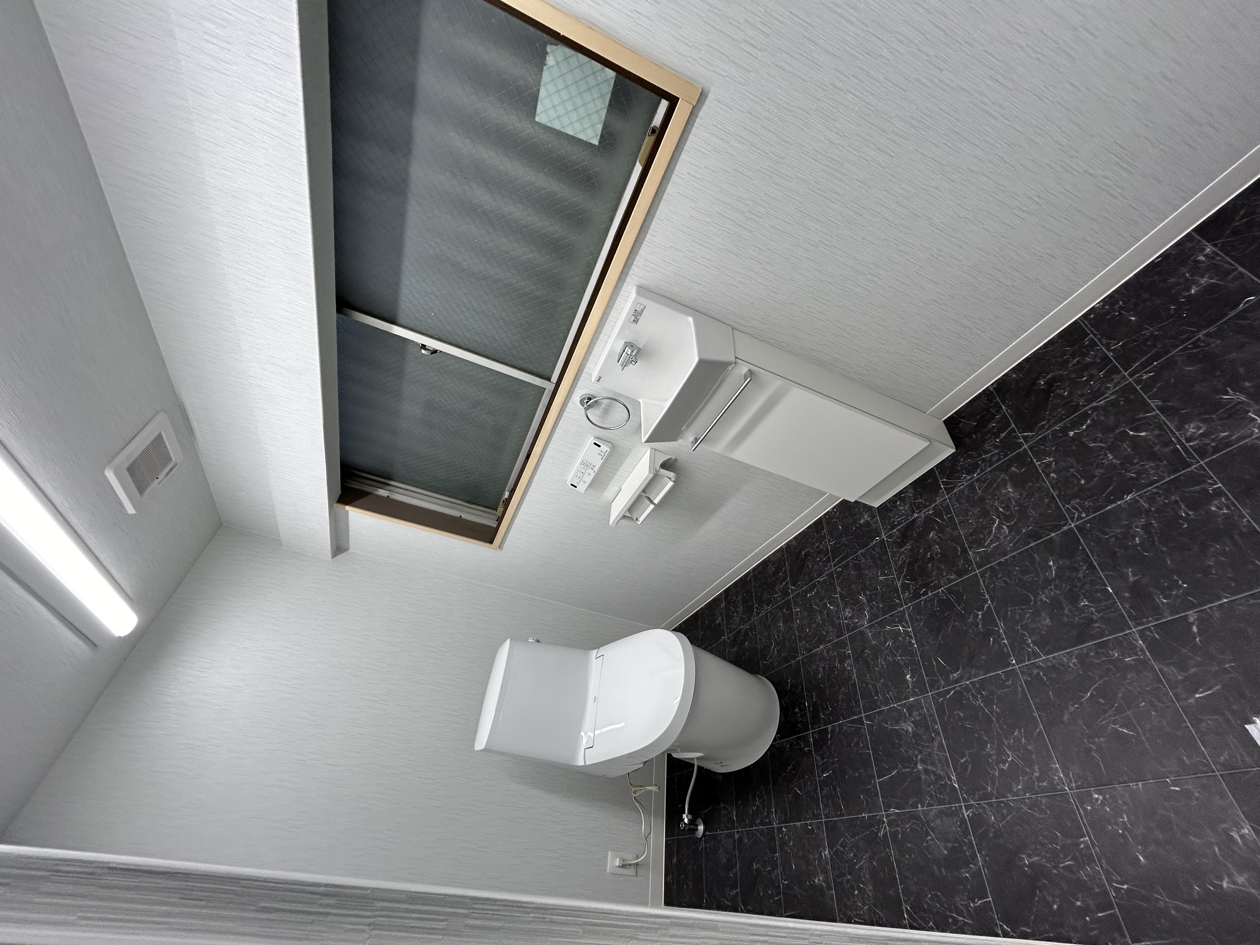 快適すぎて、トイレから出れない!!（ＫＥＮ1Architecture）